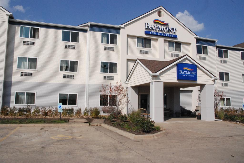 Hotel Baymont By Wyndham Mattoon Exterior foto